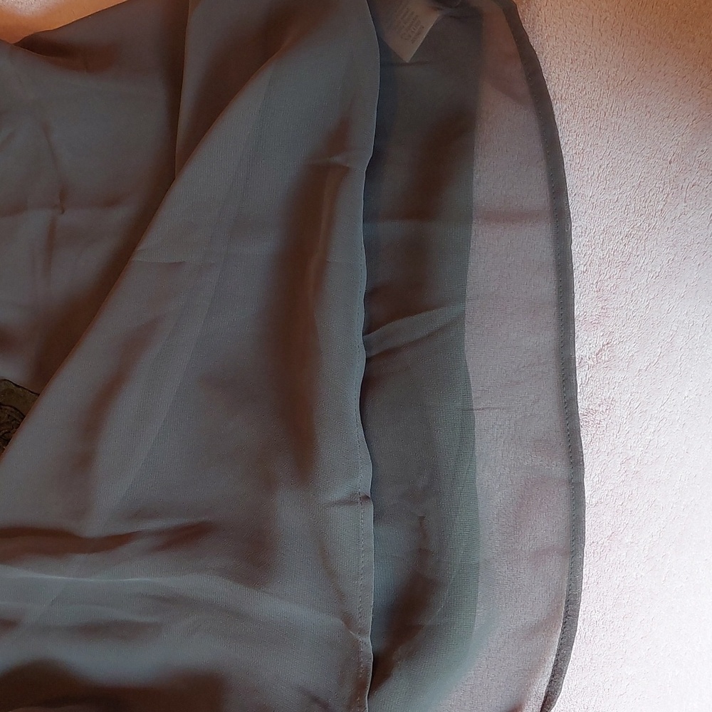 Gray Sleeveless Shell - image 6